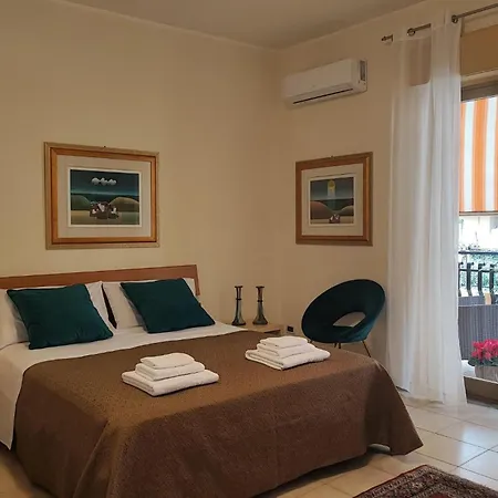 Apartment Iside House