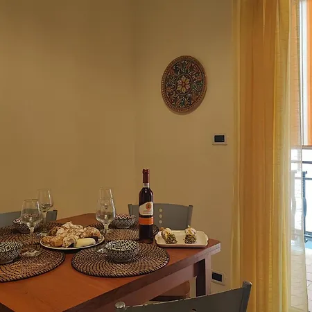Iside House Giardini-Naxos